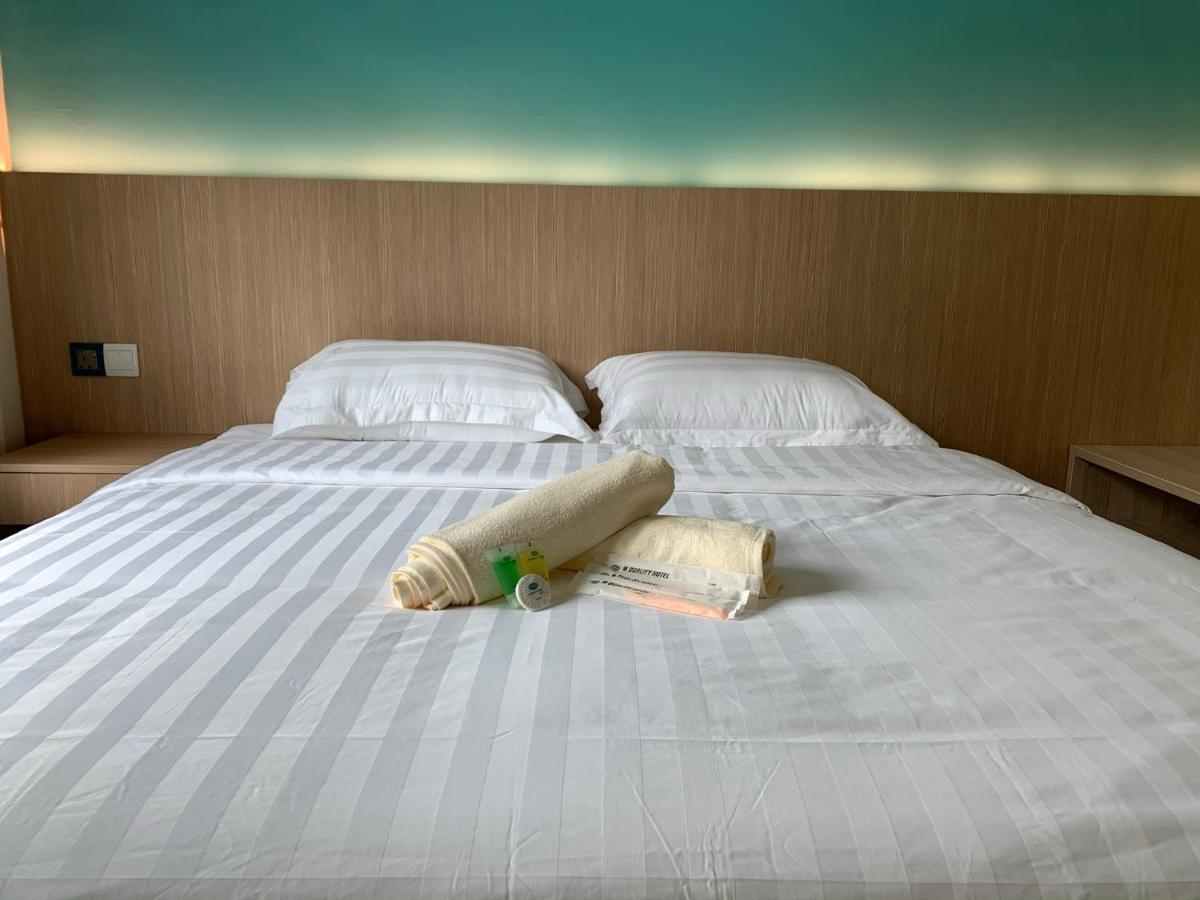 M Quality Hotel Gua Musang Eksteriør billede